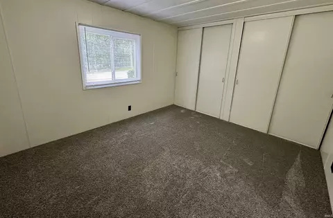 527 E Main St, Delphi, IN 46923 photo 10