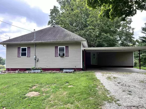 2090 S St Rd 61, Winslow, IN 47598