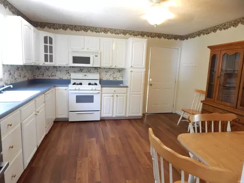 2230 Brooke Ave, Bedford, IN 47421 photo 4