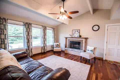 214 E Ridgeview Dr, Bloomington, IN 47401 photo 6