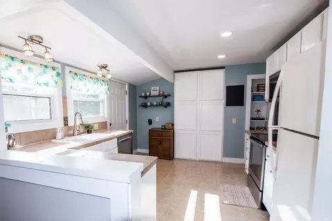 214 E Ridgeview Dr, Bloomington, IN 47401 photo 10