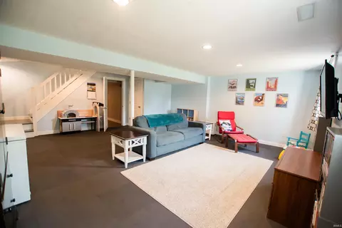 214 E Ridgeview Dr, Bloomington, IN 47401 photo 19