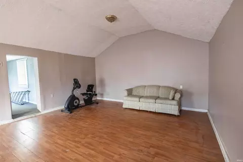 430 Wade St, Mitchell, IN 47446 photo 7