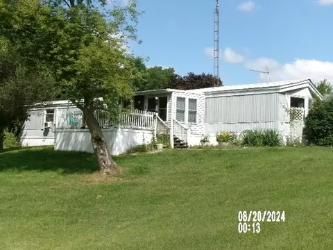 220 Lane 240b Big Otter Lk, Fremont, IN 46737