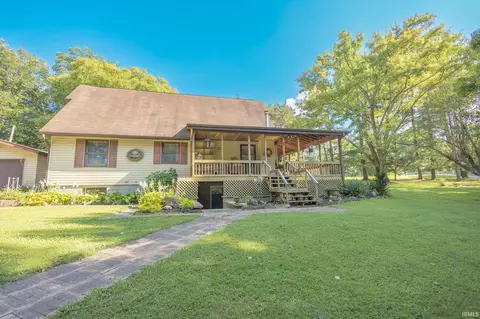 383 Tarry Park Ln, Mitchell, IN 47446 photo 2