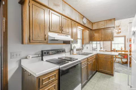 383 Tarry Park Ln, Mitchell, IN 47446 photo 14