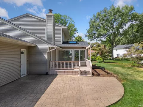 15855 Walnut Pointe, Granger, IN 46530 photo 17