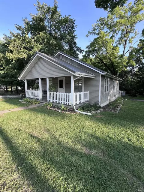 803 W Graham Dr, Bloomington, IN 47403