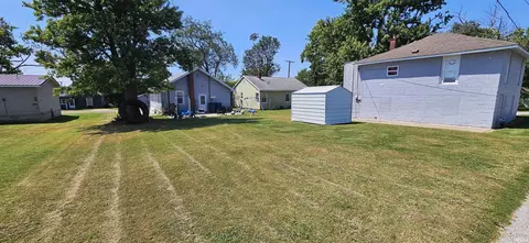 927 Parrish St, Mount Carmel, IL 62863 photo 15