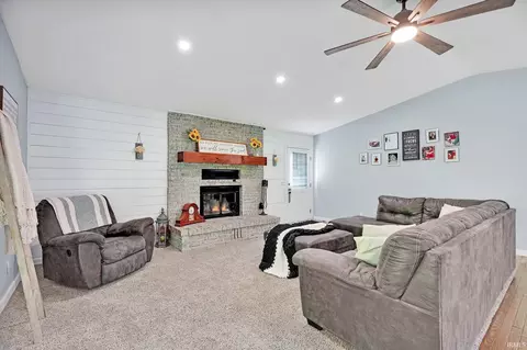 164 Hel Mar Dr, Mitchell, IN 47446 photo 6