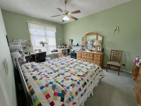 512 E Moss Creek Dr, Bloomington, IN 47401 photo 8