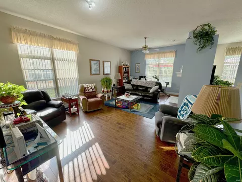 512 E Moss Creek Dr, Bloomington, IN 47401 photo 5