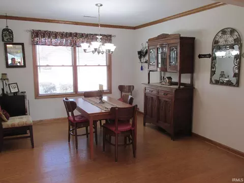 220 Vanmalson Dr, Warren, IN 46792 photo 6