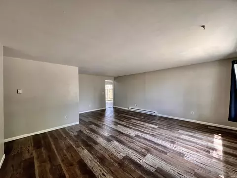 604 E Hill St, Garrett, IN 46738 photo 7