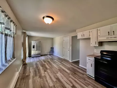 604 E Hill St, Garrett, IN 46738 photo 13