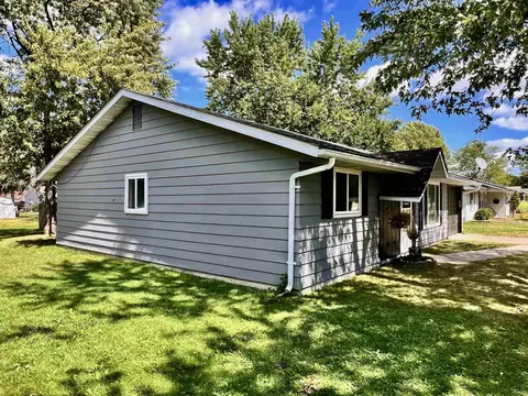 604 E Hill St, Garrett, IN 46738 photo 3