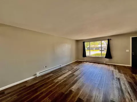 604 E Hill St, Garrett, IN 46738 photo 9