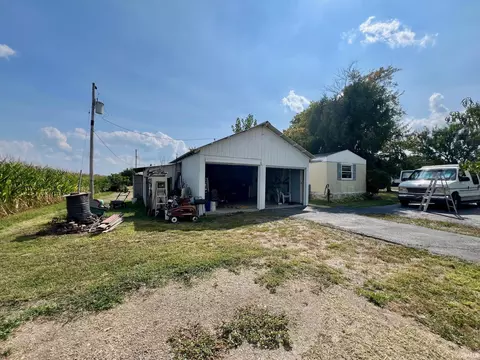 16427 Grant St, Yoder, IN 46798 photo 7