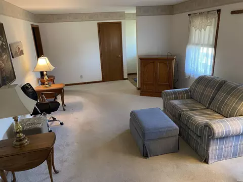 1265 Yoderstrasse, Berne, IN 46711 photo 2