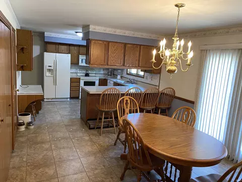 1265 Yoderstrasse, Berne, IN 46711 photo 4