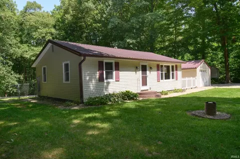 10371 E C R 400 N, Peru, IN 46970 photo 4