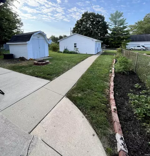 509 E Main St, Greentown, IN 46936 photo 16