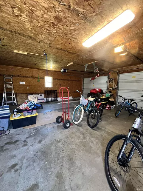 509 E Main St, Greentown, IN 46936 photo 15