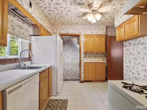 1625 E 1st St, Bloomington, IN 47401 photo 11