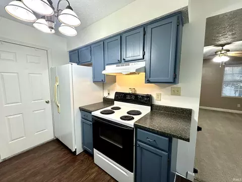 162 J Hunter Dr, Bedford, IN 47421 photo 6
