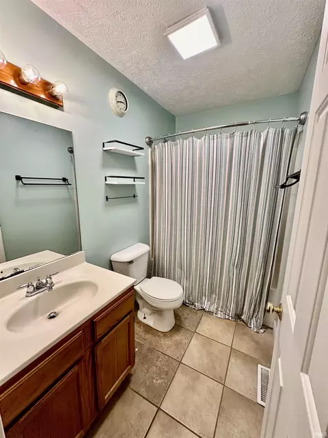 162 J Hunter Dr, Bedford, IN 47421 photo 15