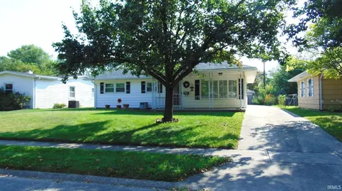 2433 Edgelea Dr, Lafayette, IN 47909