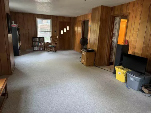 405 Bryan St, Berne, IN 46711 photo 4