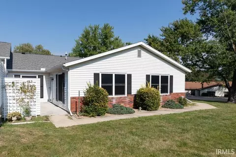 702 Waterloo Ct, Bloomington, IN 47401 photo 2