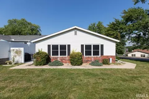 702 Waterloo Ct, Bloomington, IN 47401 photo 1