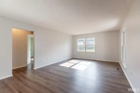 702 Waterloo Ct, Bloomington, IN 47401 photo 6