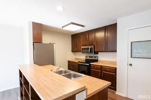 702 Waterloo Ct, Bloomington, IN 47401 photo 14