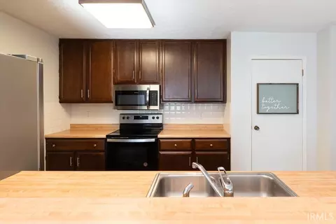 702 Waterloo Ct, Bloomington, IN 47401 photo 13