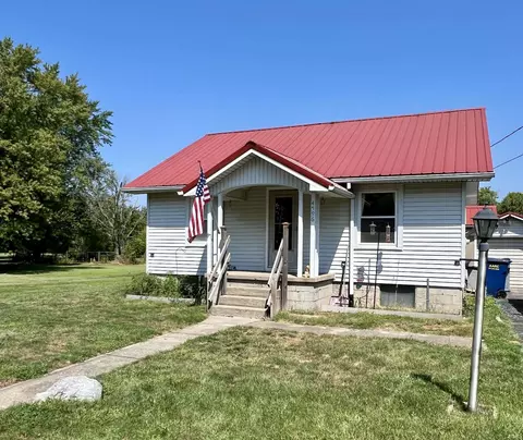 4596 W Jackson St, Frankfort, IN 46041