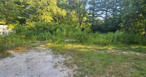 309 North St, Petersburg, IN 47567