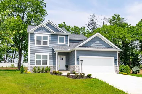 52520 East Trl, South Bend, IN 46628