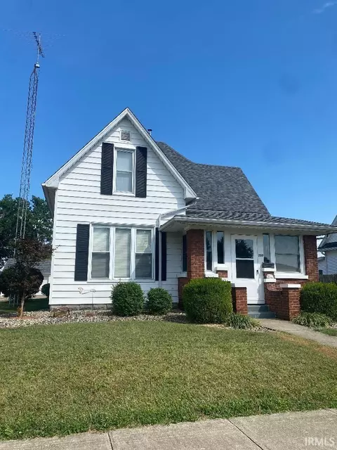 289 NE Sixth St, Linton, IN 47441