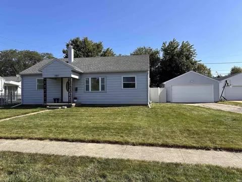 1307 Parkway Ct, Lafayette, IN 47905