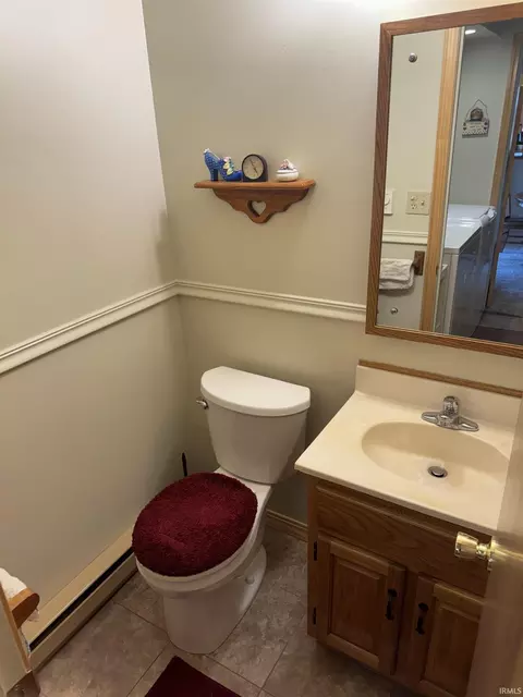 910 E Monroe St, Decatur, IN 46733 photo 19