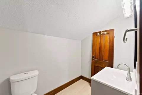 201 E Calhoun St, Claypool, IN 46510 photo 17