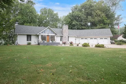 68193 Riddles Lake Dr, Lakeville, IN 46536