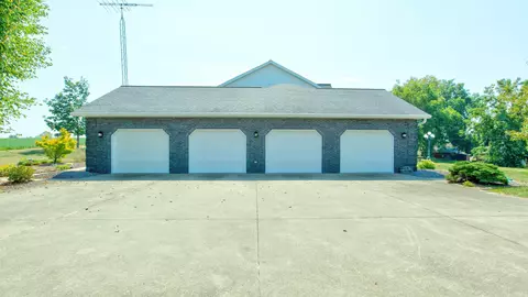 802 E 6th St, Ferdinand, IN 47532 photo 32