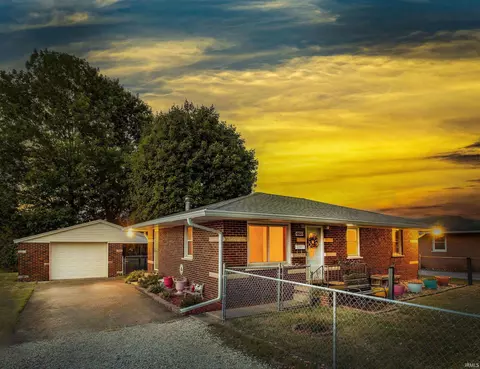 4820 Earl Ave, Evansville, IN 47715