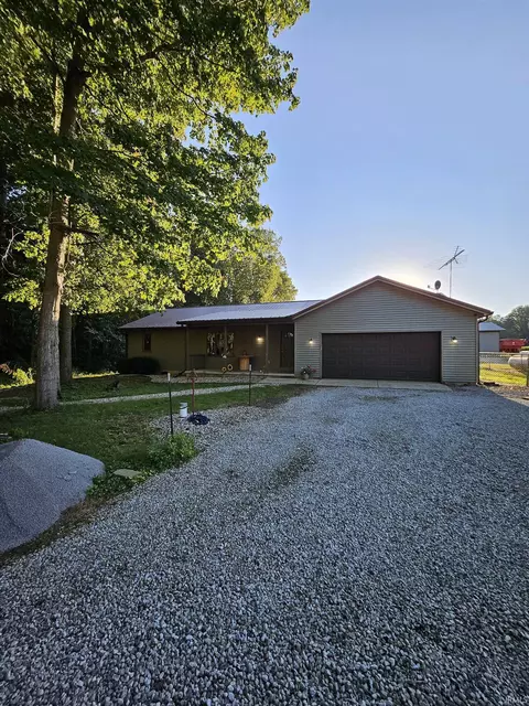 3532 N County 400 W Rd, Frankfort, IN 46041