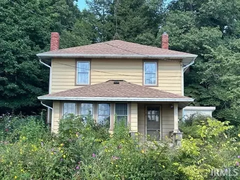 6870 N Kalorama Rd, Leesburg, IN 46538