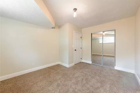 206 E Frank St, Mitchell, IN 47446 photo 15